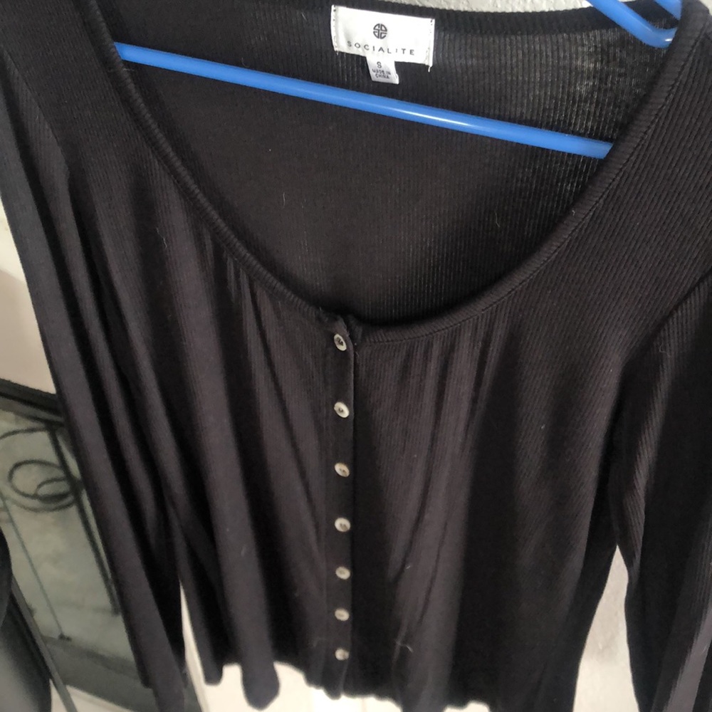 Socialite Button Front Top - Picture 8 of 8